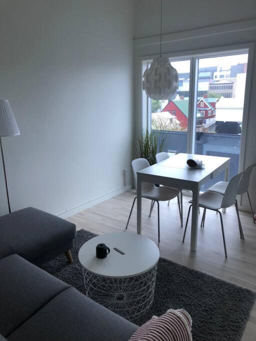 Ruba Apartments - Downtown - Marina - Old Town - טורשאבן מראה חיצוני תמונה